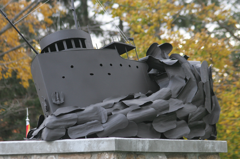 Monument érigé à la mémoire le plus grand désastre maritime du Canada à survenir sur les Grands Lacs. 